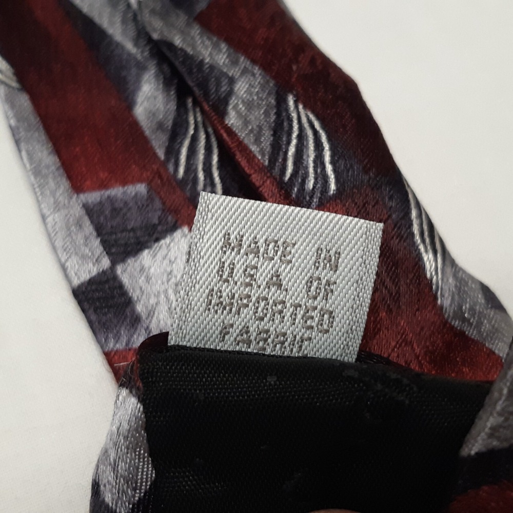 Pierre Cardin Necktie Mens OS Burgundy Grey Geometric Abstract Silk Vintage - Picture 13 of 13